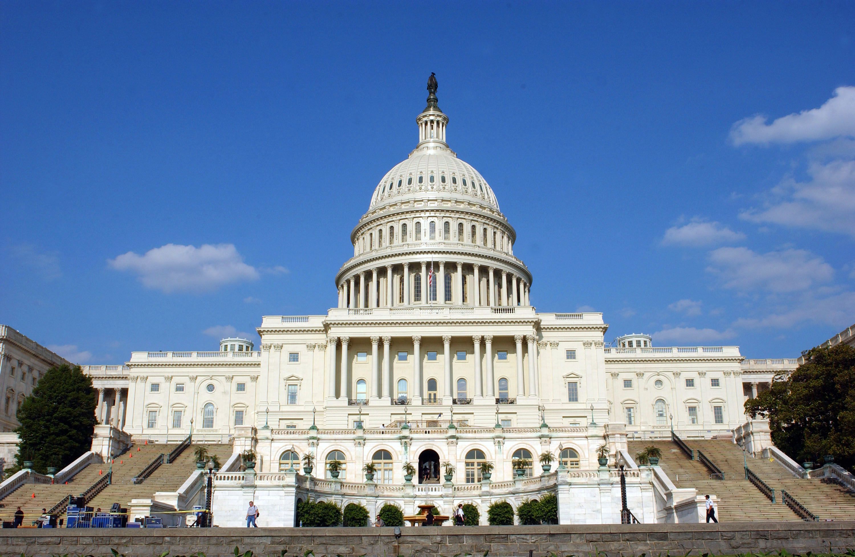 Which system of government is the best: Ireland or the US?
