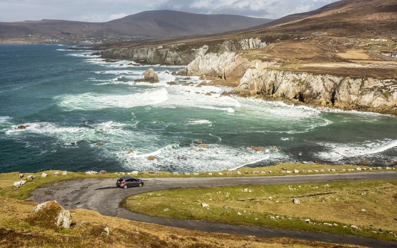 WATCH: A traffic jam on Achill Island looks like nowhere else in the world