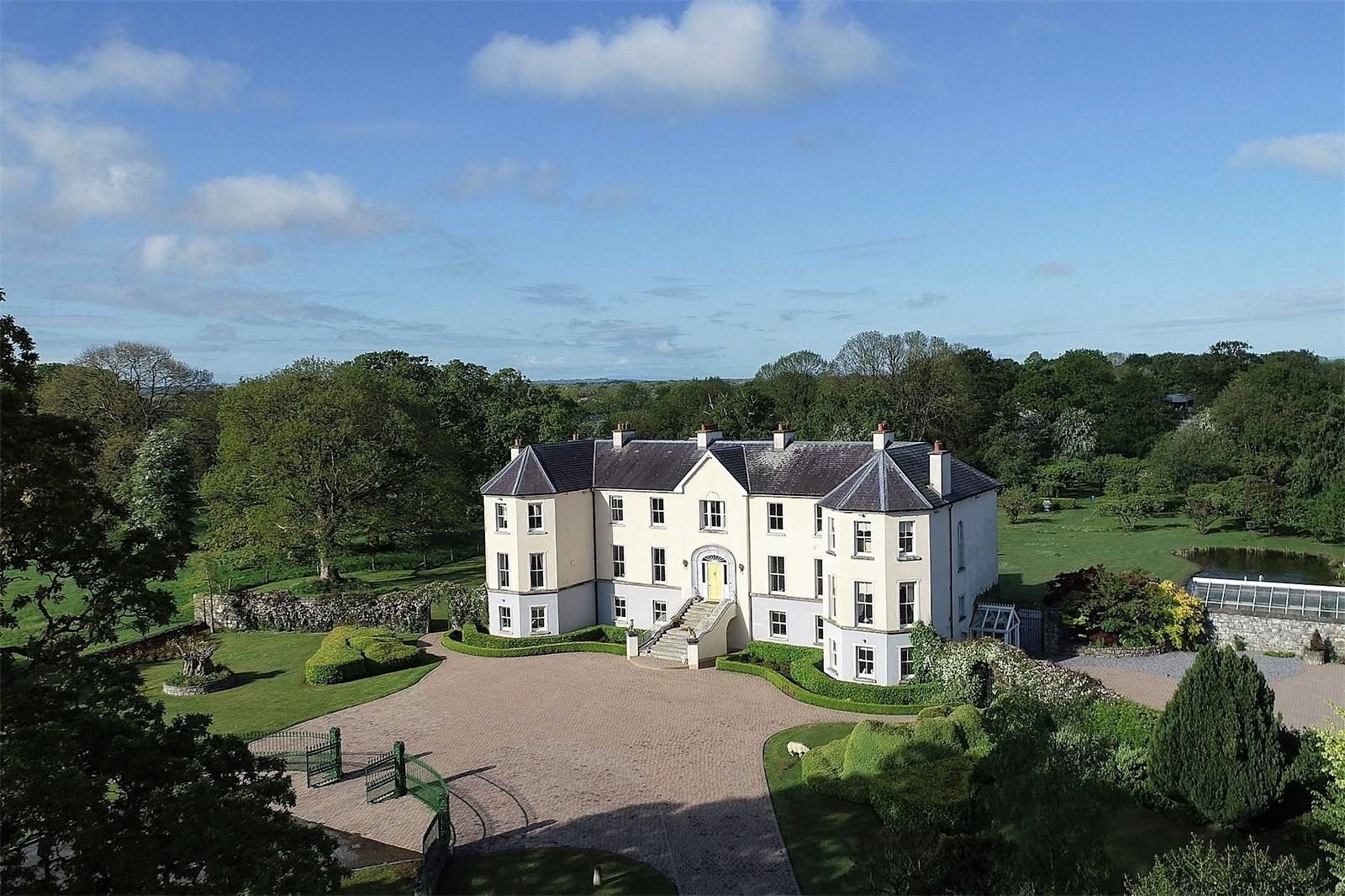 Roger Whittaker's Lairakeen House for sale in Co Galway