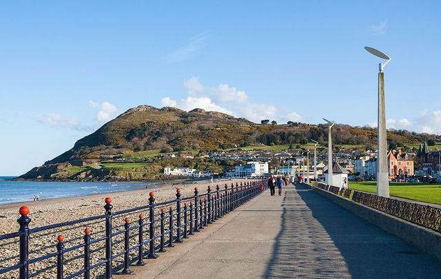 The beautiful promenade by the beach at Bray, County Wicklow.