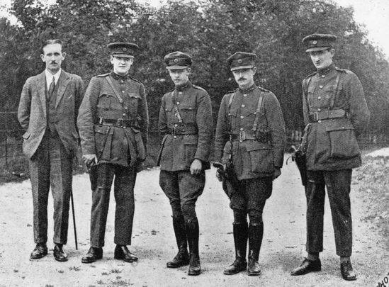 July 1922: Sinn Féin leader and Commander-In-Chief of the Irish Free State Army Michael Collins (1890 - 1922) at the Curragh Barracks in County Kildare with Col Dunphy, Major General Emmet Dalton, Comdt-Gen P MacMahon and Comdt-Gen D O\'Hegarty. 