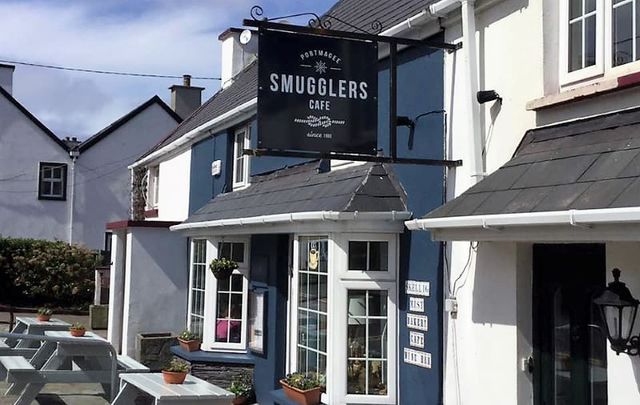 Smugglers Cafe was able to reunite one lucky tourist with his wallet after he lost it.