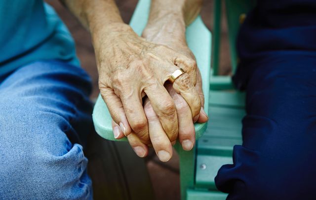 Tom and Mary Ford passed away in their sleep at Bantry General Hospital and were laid to rest together on Monday. 