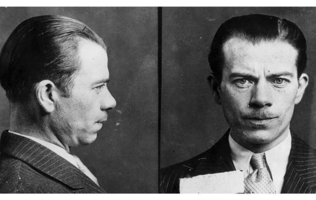 Born to Irish parents in NY, William Francis Sutton went on to become one of America\'s most famous bank robbers.