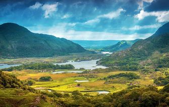 Ireland, like the United States, has some seriously stunning natural wonders.