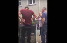 Irish identical twin returning from New York puts the heart-crossways in his Mammy (VIDEO)