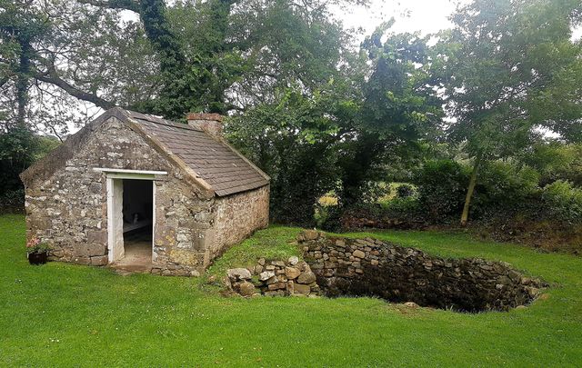 Tobar na Molt Holy Well, Turbrid, Ardfert, Co. Kerry