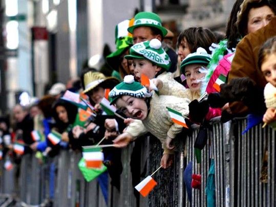 US States with largest numbers of Irish identified in new census data.
