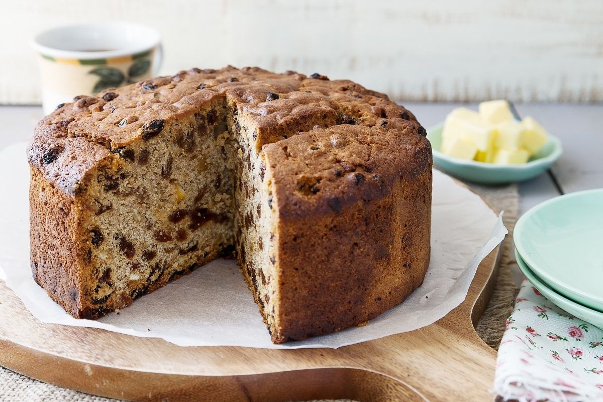 Delicious Irish Guinness porter cake recipe