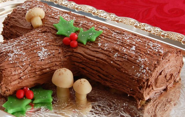 A Bûche de Noël is the delicious chocolate French cake that we feel the Irish could really get behind this Christmas.