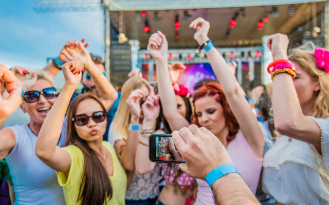 This Irish party playlist will get people up dancing... or at least some feet tapping! 