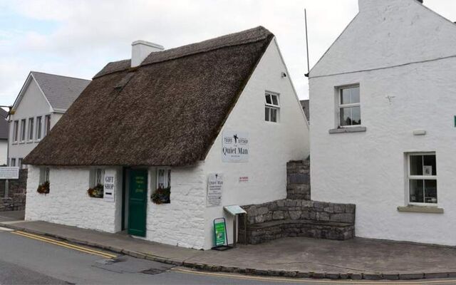 Quiet Man Cottage Museum, Cong, Co.Mayo...say what?!