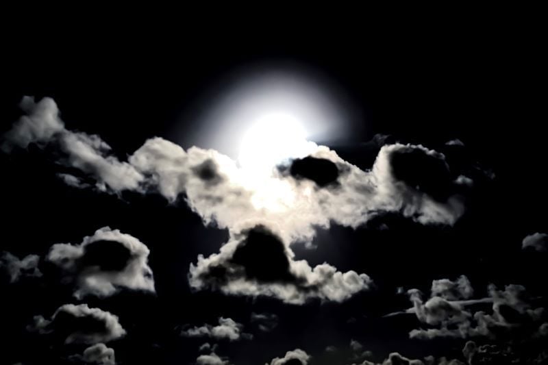 Ancient Irish myths that invoke the spirit of Samhain