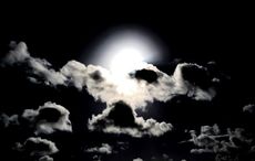 Ancient Irish myths that invoke the spirit of Samhain