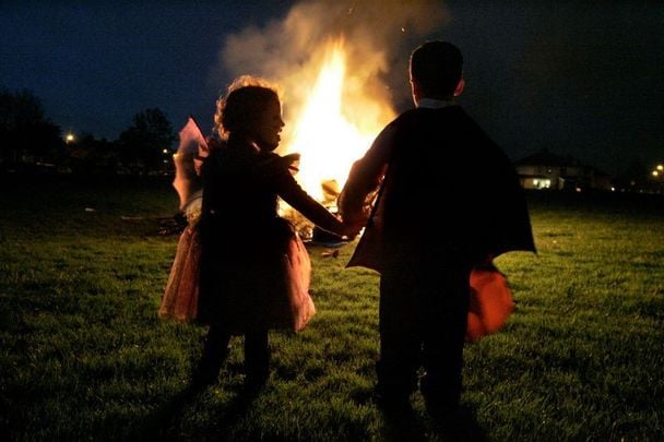 Bonfire at Halloween!: Top ancient Irish Halloween traditions