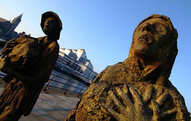 Rowan Gillespie\'s Great Hunger memorial on the north Liffey quays in Dublin. 