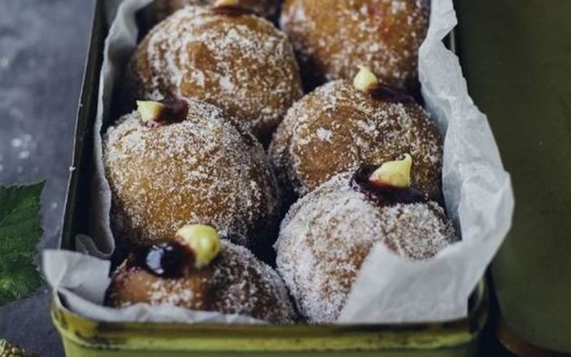 Irish blackberry jam and custard donuts recipe