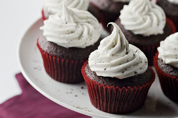 Guinness and Bailey\'s Irish Cream cupcakes - great for St. Patrick\'s Day or any time at all.