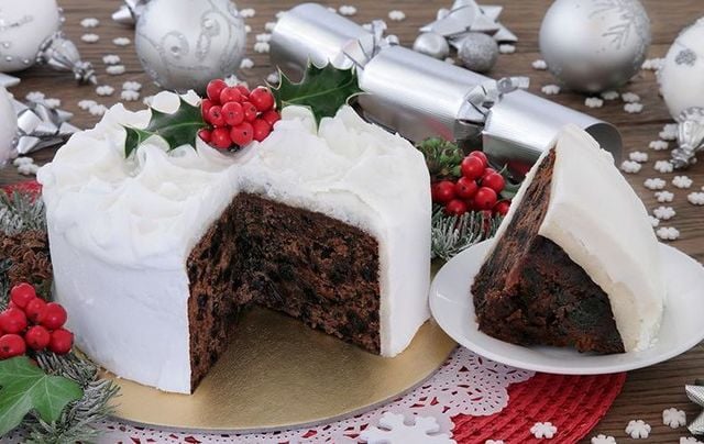https://www.irishcentral.com/uploads/article/9351/cropped_Christmas_Cake_istock.jpg?t=1701421153