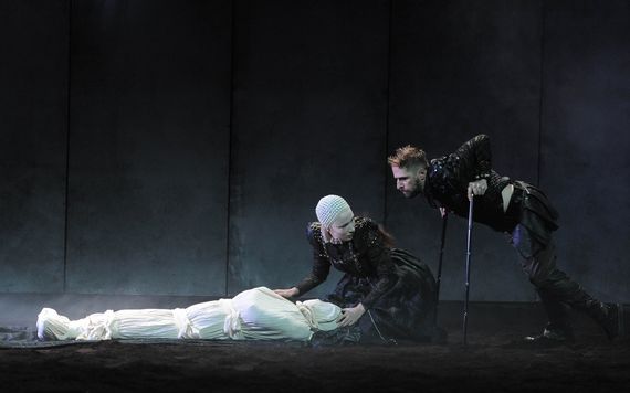 Siobhan Cullen and Aaron Monaghan in Richard III