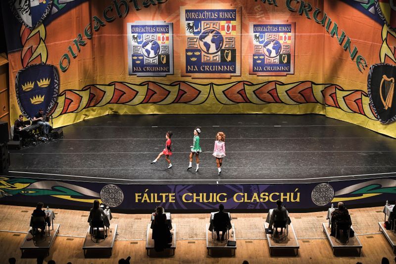 A panel of judges at the 2018 CLRG World Irish Dancing Championships. (Getty Images)