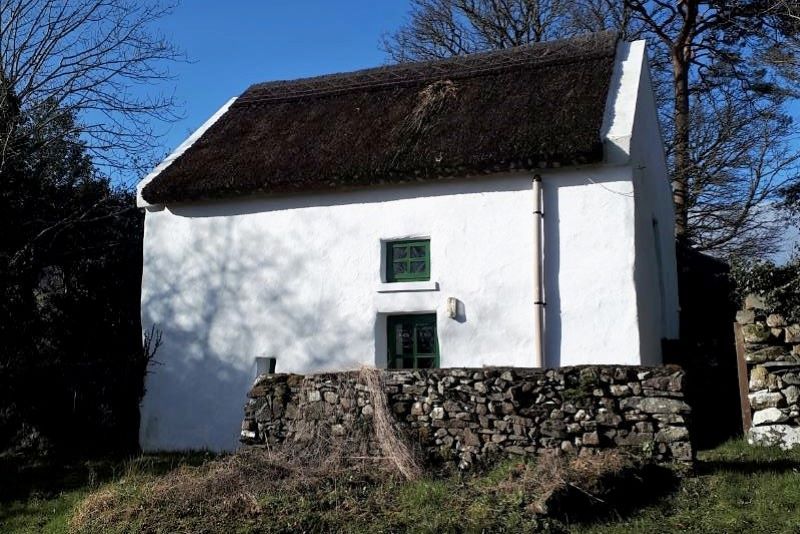 Moon Cottage (PremierePropertiesIreland.com)