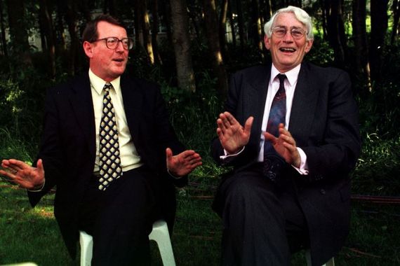 David Trimble and Seamus Mallon (RollingNews.ie)