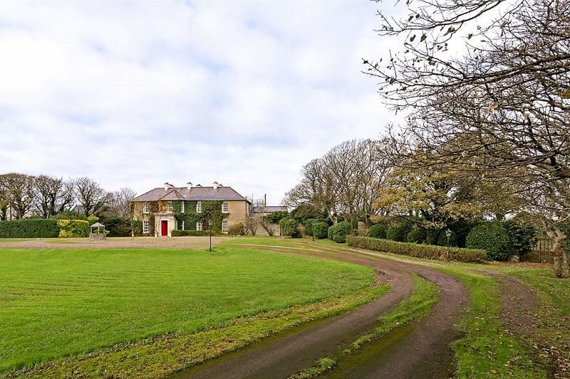 The avenue leading to Tullaghan House (Sherry FitzGerald Draper)