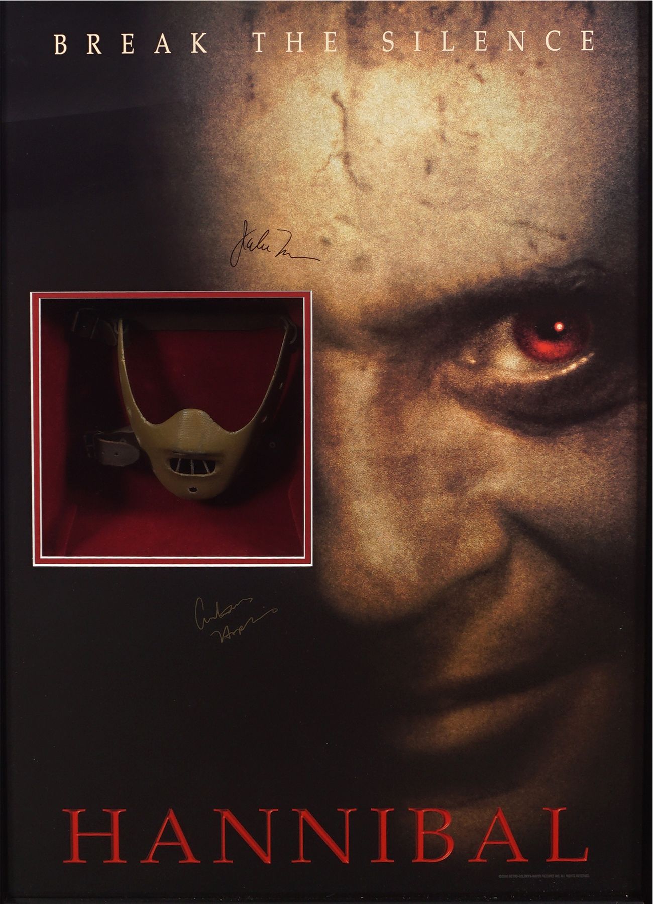 Lot 211 Illuminated Hannibal Lector Mask. Photo: Shepherds.ie