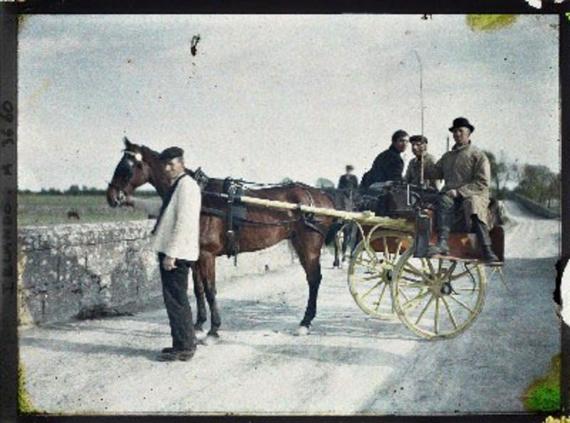 Outside car on the route from Headford to Claregalway, May 29 1913. Outside car on the route from Headford to Claregalway, May 29 1913.