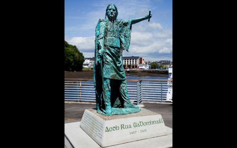 The statue of Red Hugh O'Donnell in Co Donegal (Getty Images)