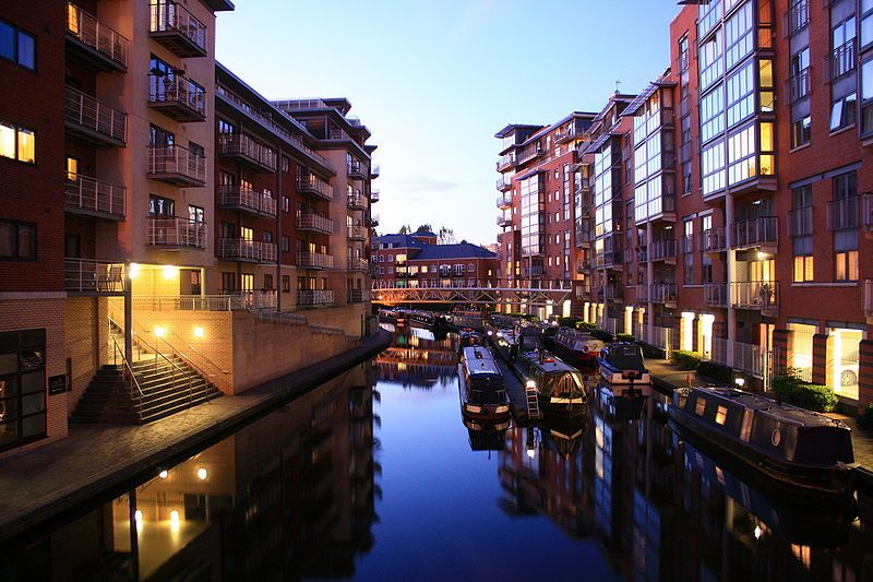 Irish people helped to build the Birmingham City canals. Jimmy Guano/Wikimedia Commons
