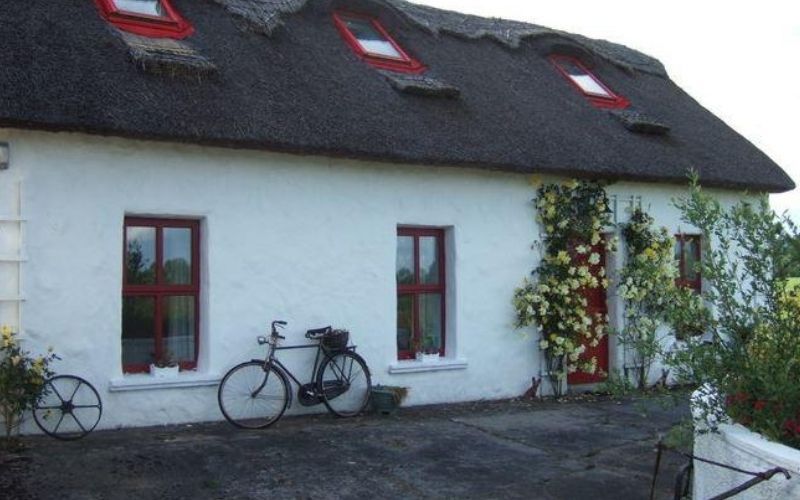Barleycove Cottage in Moynoe, in County Clare. Barleycove Cottage in Moynoe, in County Clare.