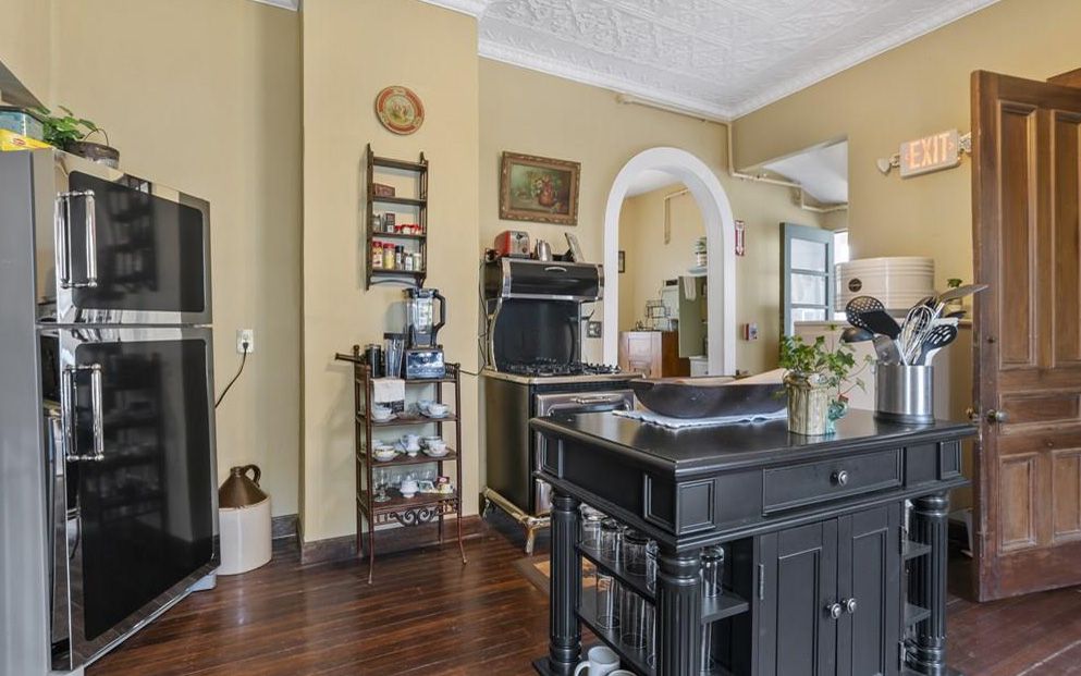 Maplecroft kitchen. Credit: Century 21