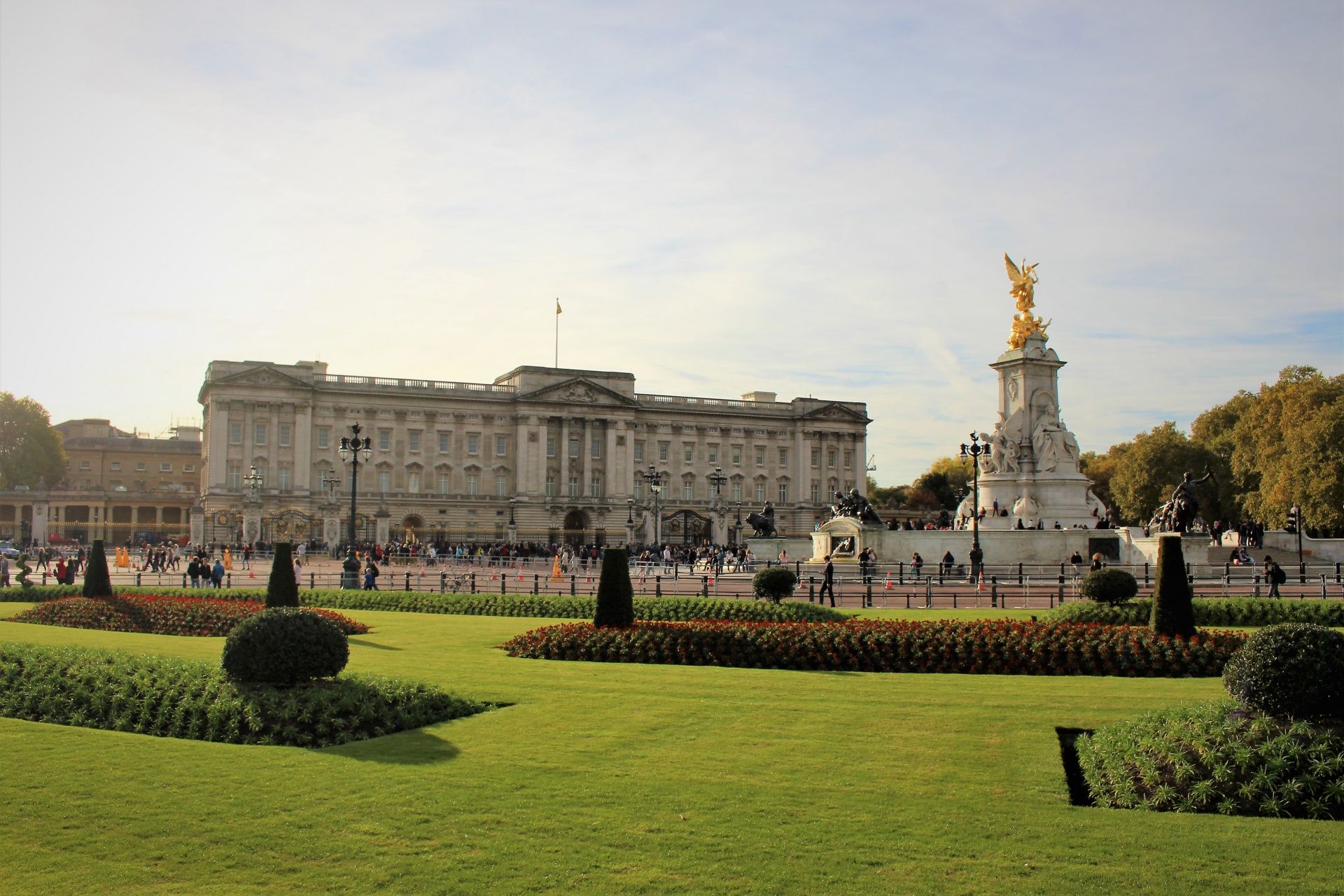 buckingham palace visits