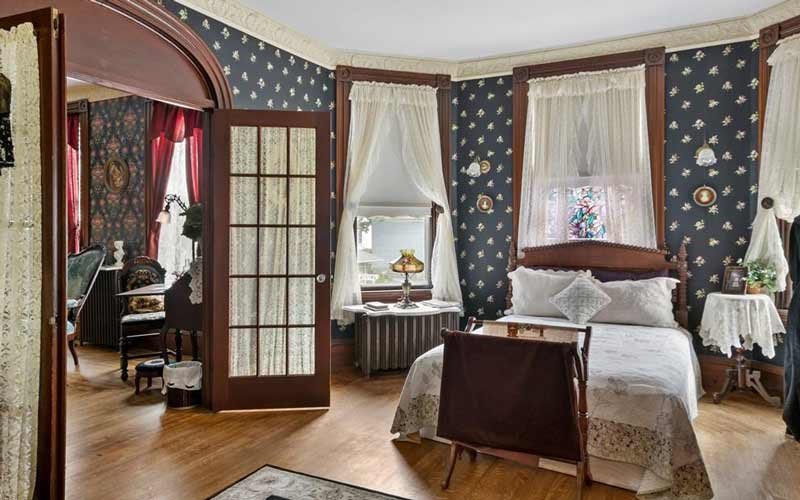 Maplecroft bedroom. Credit: Century 21