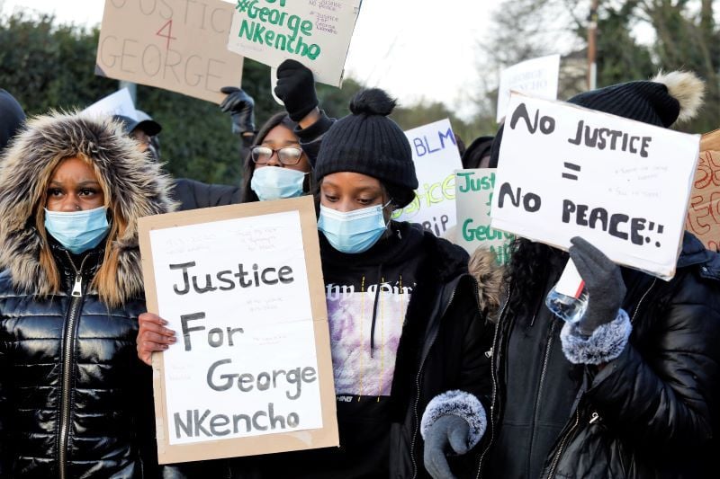 Dec 31, 2020: People outside the Blanchardstown Garda Station in Dublin protesting the killing of George Nkencho. (RollingNews.ie)