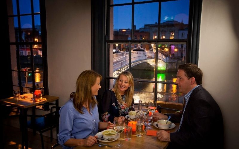 Dinner in Dublin city at the Woollen Mills. Credit: Tourism Ireland