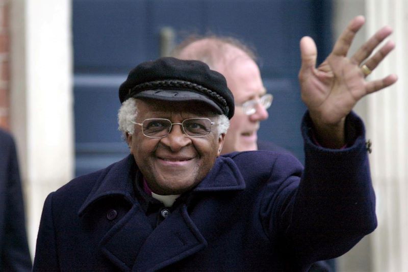 Desmond Tutu in Dublin in February 2004. (RollingNews.ie)