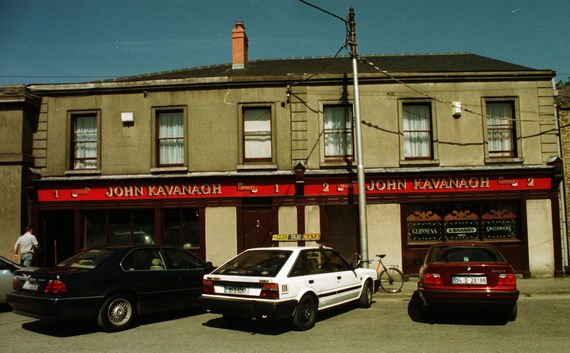 John Kavanagh’s (The Gravediggers, Est 1833) John Kavanagh’s (The Gravediggers, Est 1833)