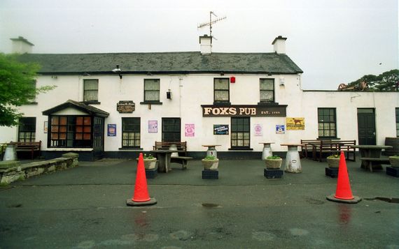 Johnnie Fox's Pub (Est 1798) Johnnie Fox's Pub (Est 1798)