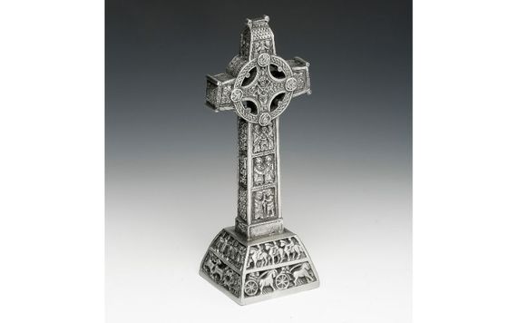 Mullingar Pewter's Clonmacnoise cross. Mullingar Pewter's Clonmacnoise cross.
