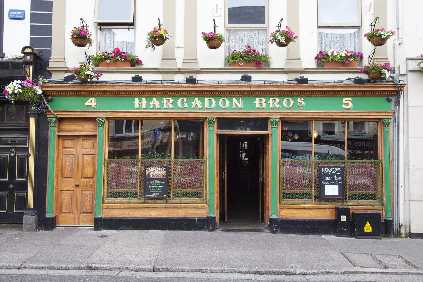 Hargadons Pub in County Sligo Hargadons Pub in County Sligo