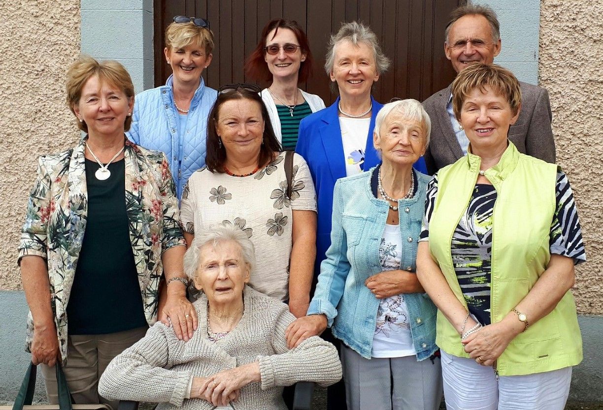 Modern 'old' people! Modern 'old' people!