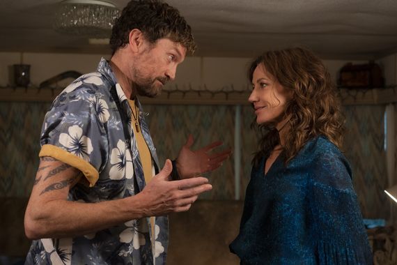 A return of Kate's old boyfriend Baz causes more drama in her life A return of Kate's old boyfriend Baz causes more drama in her life