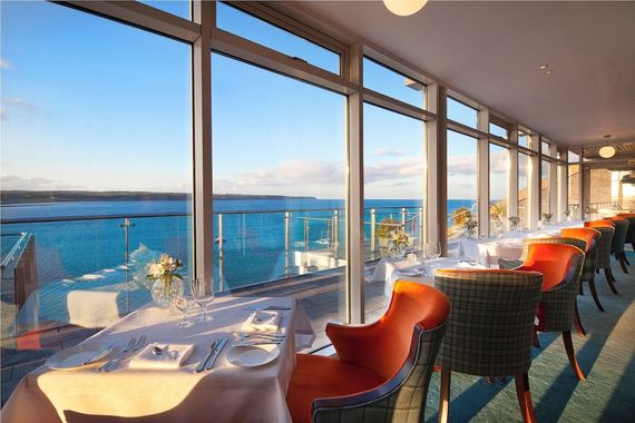 Cliff House Restaurant. Cliff House Restaurant.