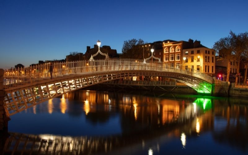 Fill up on culture and enjoy the night life of Dublin city