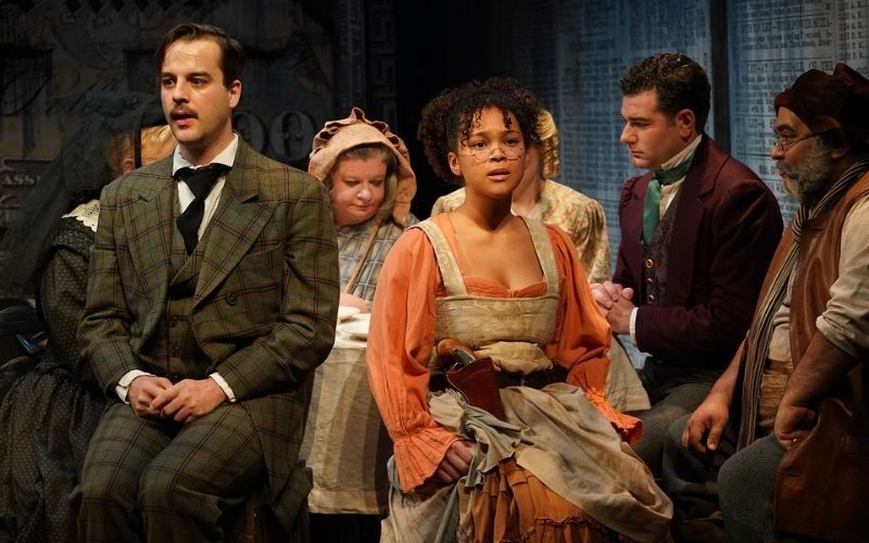 "The Streets of New York" features a highly acclaimed cast "The Streets of New York" features a highly acclaimed cast