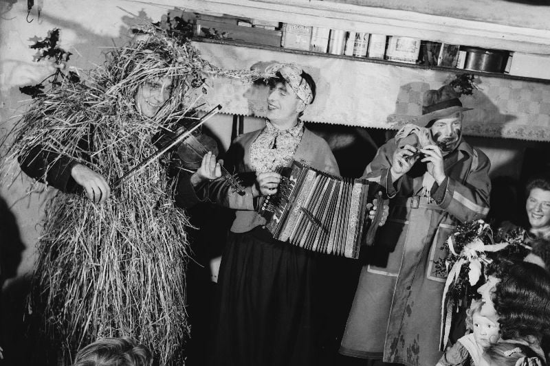A group of mummers in Ireland celebrate St Stephen's Day or 'Wren's Day' on 26th December by processing from house to house with their instruments, circa 1955. (Getty Images) A group of mummers in Ireland celebrate St Stephen's Day or 'Wren's Day' on 26th December by processing from house to house with their instruments, circa 1955. (Getty Images)