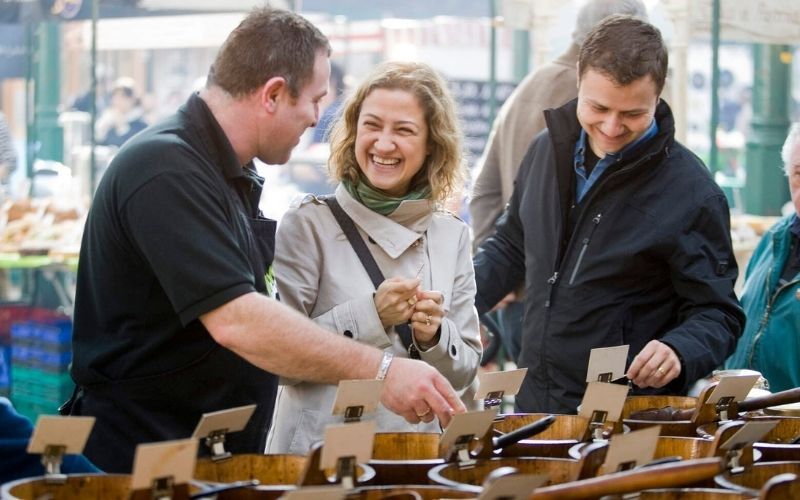 Food tours are the best way to discover Ireland's culinary scene. Credit: Tourism Ireland